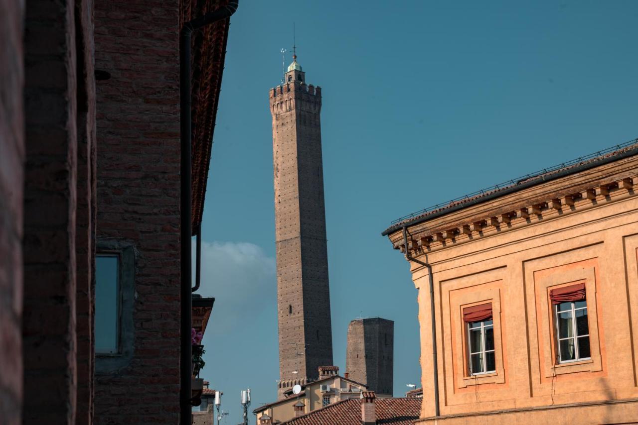 Апартаменты Piazza Santo Stefano Con Vista Болонья Экстерьер фото
